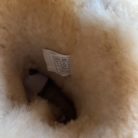 UGG Women’s Boots size 7 Chestnut Brown - Picture 6 of 7